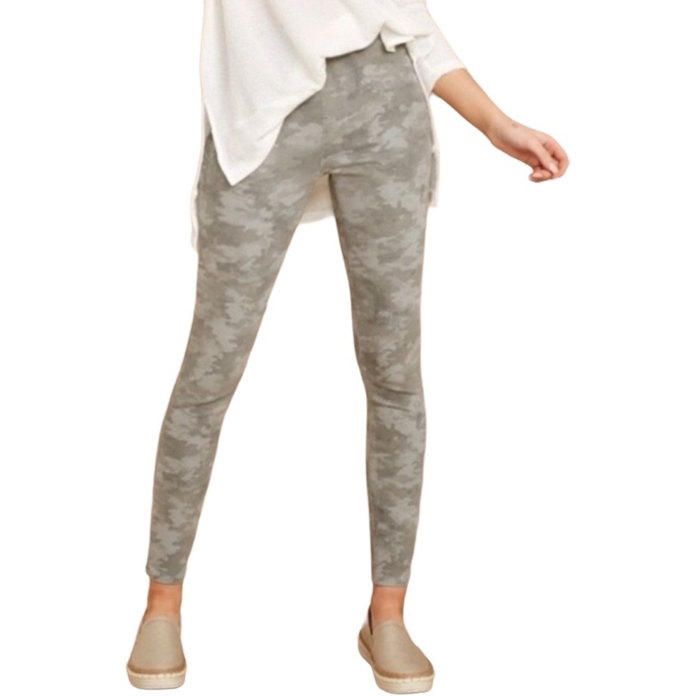 SPANX JEAN-ISH LEGGINGS IN STONE WASH CAMO